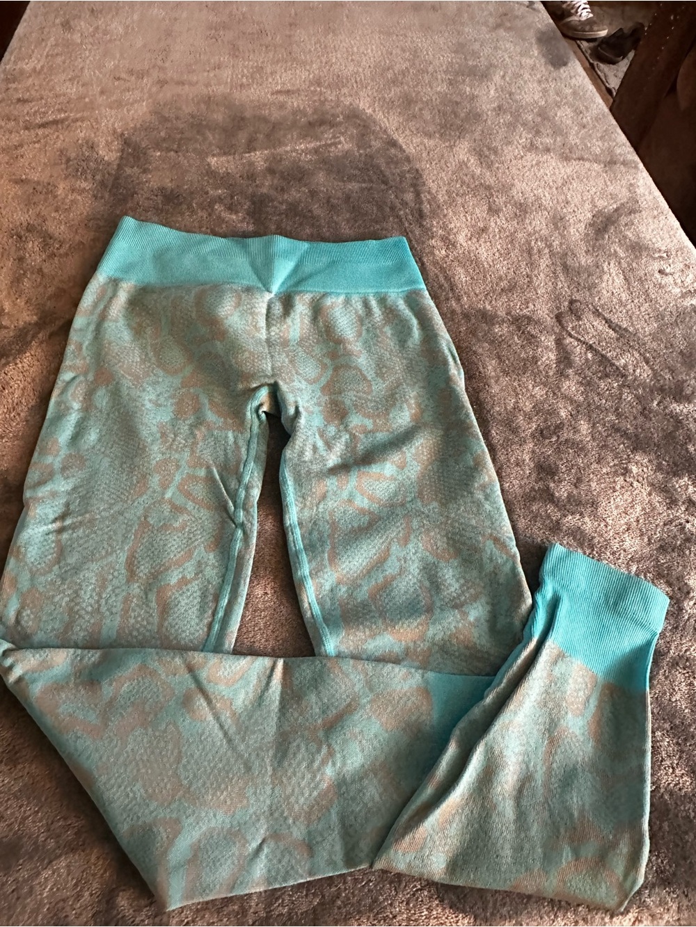 Bombshell Sportswear Teal and Beige Active Leggings
